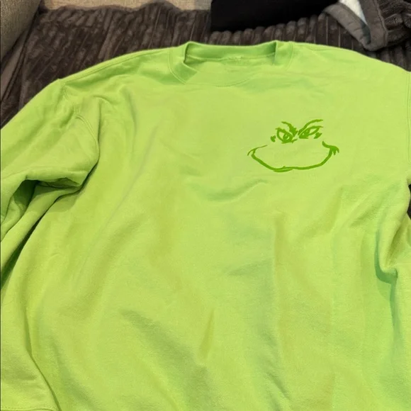 Green Graphic Grinch Sweatshirt - Picture 2 of 8